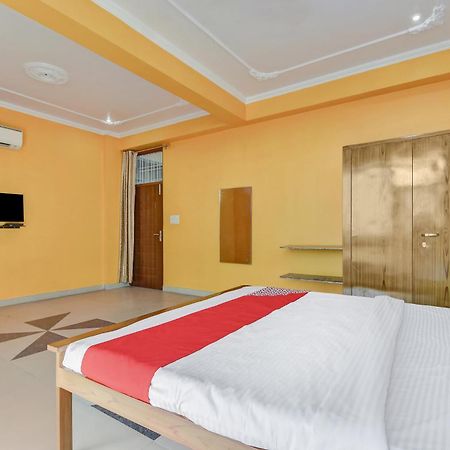 Oyo 64464 Hotel Gulmohar Dźajpur Zewnętrze zdjęcie