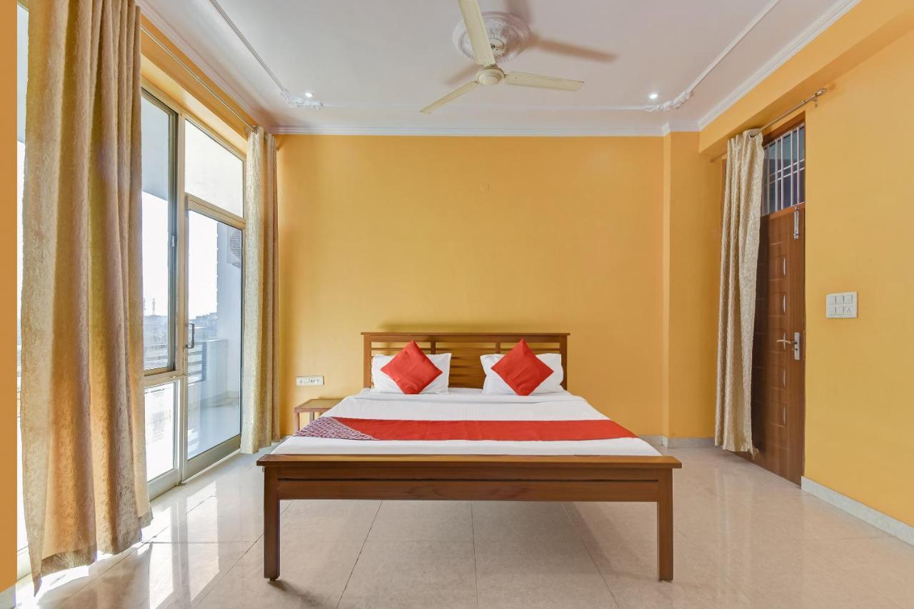 Oyo 64464 Hotel Gulmohar Dźajpur Zewnętrze zdjęcie